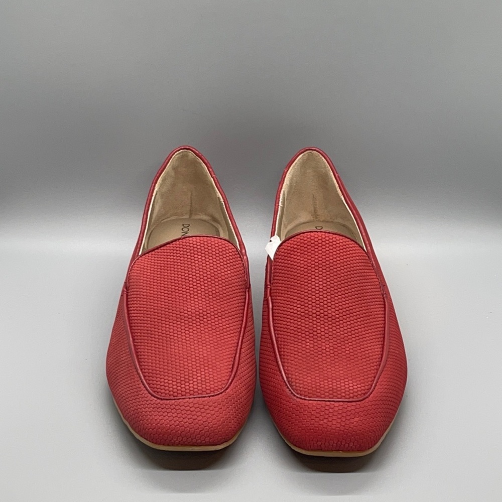 Donald J Pliner Honey Pebbled Square Toe Size 7